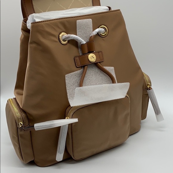 Michael Kors LARGE CARGO BACKPACK DARK KHAKI - Picture 7 of 8